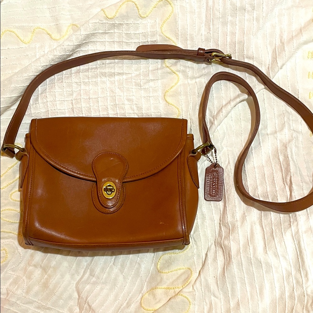 Vintage Coach Leather Shoulder Bag